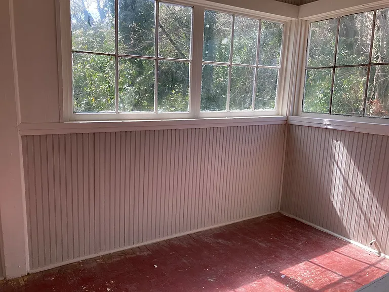 1116 E 2nd Ave SE — Photo 15