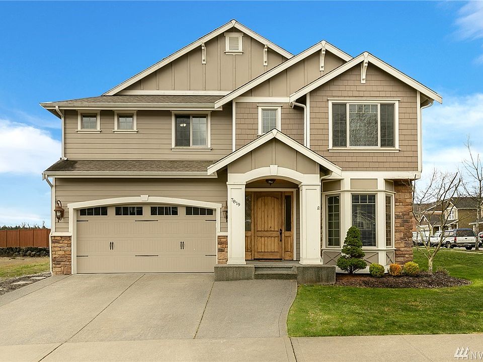 1st image of 7819 Greenview Dr NE