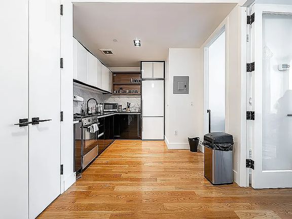 3rd image of 581 Ocean Pkwy #4B
