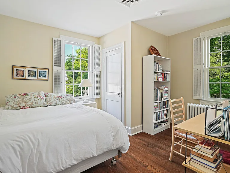 3612 Albemarle St NW — Photo 21