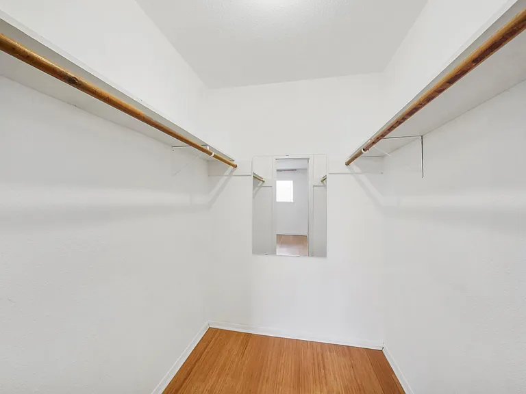 1223 Bramblebury Dr — Photo 23