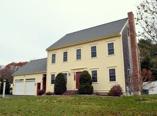 102 Longview Dr, Bridgewater, MA 02324