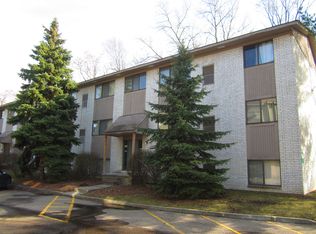 530 N Rochester Rd APT 8, Clawson, MI 48017