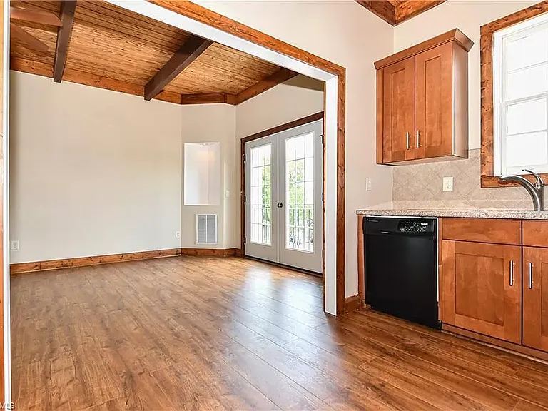 445 McAdoo Ave #445 — Photo 10