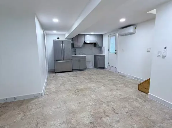 30 Seafoam Street image 16 of 17