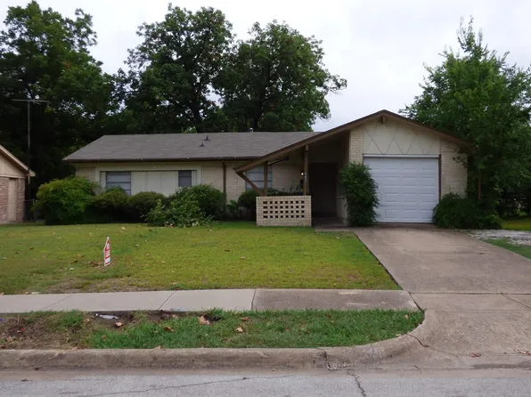 502 Moonlight Dr, Garland, TX 75040