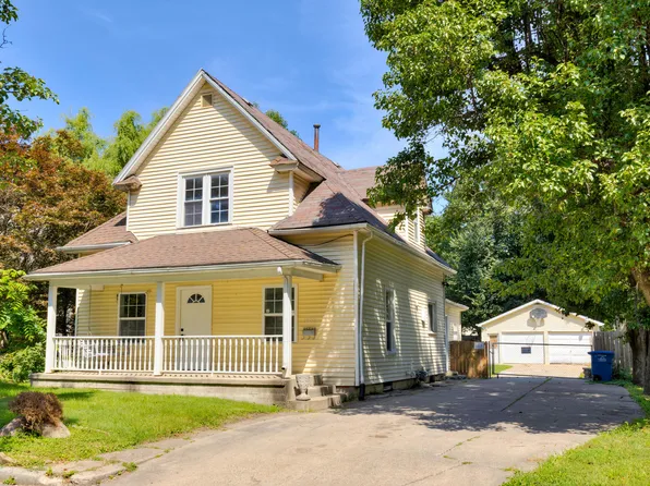 1920 E Walnut St, Des Moines, IA 50316