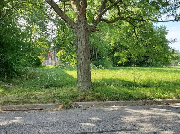 314 Mount Vernon Ave, Grosse Pointe Farms, MI 48236