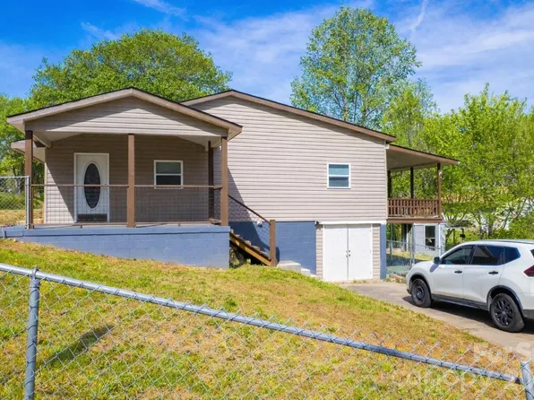 281 Glenwood Dr, Marion, NC 28752