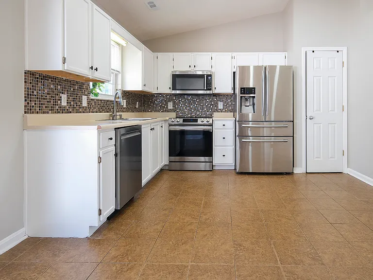 3802 Brownstone Dr — Photo 19