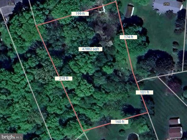 224 W Forrest Ave, Shrewsbury, PA 17361