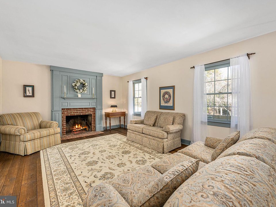 50 Briarfields Ln, Hartwood, VA 22406 Zillow