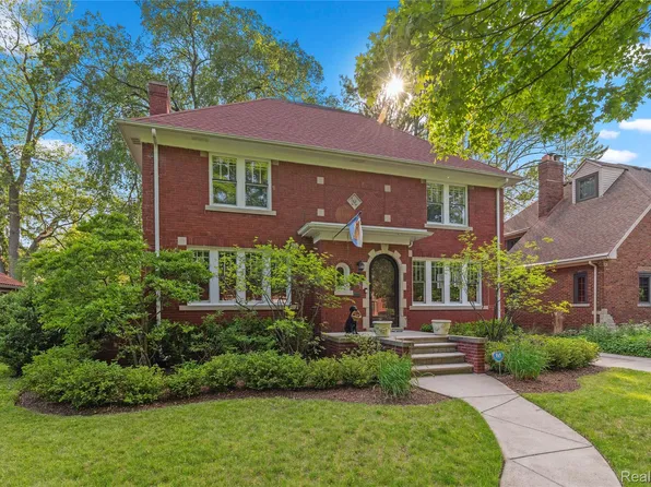 3497 Audubon Rd, Detroit, MI 48224