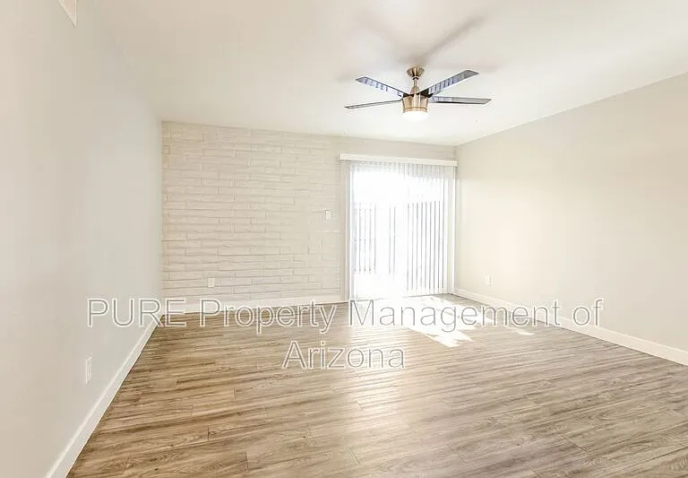 6801 N 17th Ave #1 — Photo 3