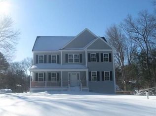 15 Lockwood Rd, Lynnfield, MA 01940