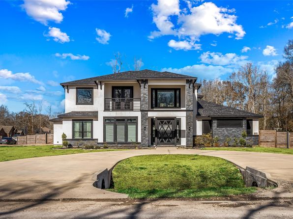 13 Road 660, Dayton, TX 77535