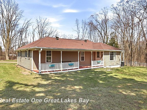 3rd image of 3497 Cat Lake Rd