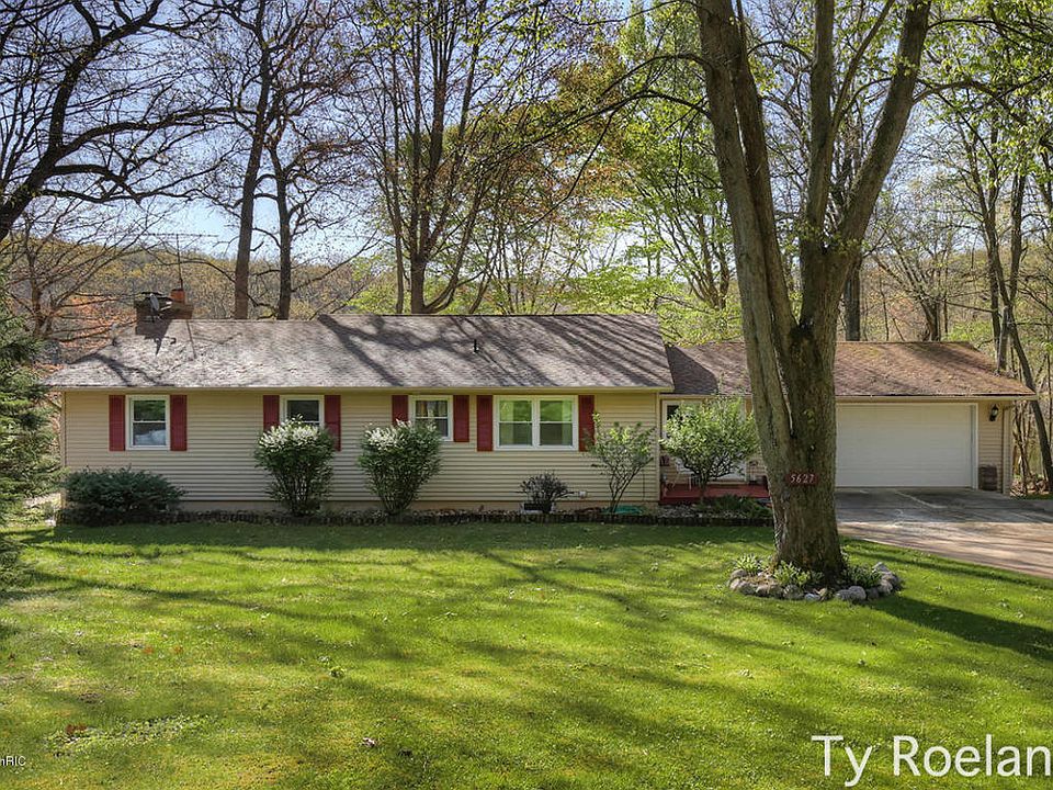 1st image of 5627 Fawn Lake Dr