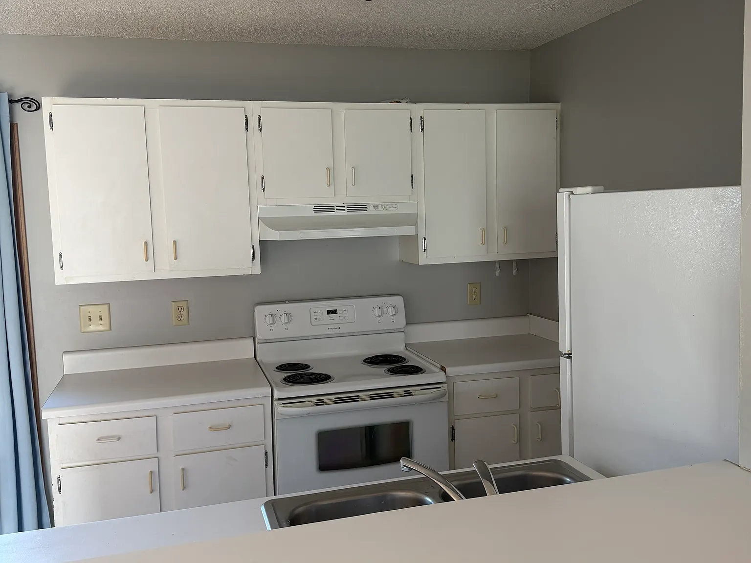 2 bed, 1.5 bath, 1093 sqft, $1,425 — Photo 4