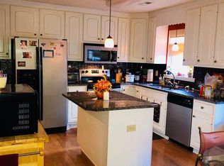 1557 16th Ave NE, Hickory, NC 28601