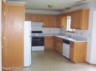 3317 W Raynell St, Springfield, MO 65807