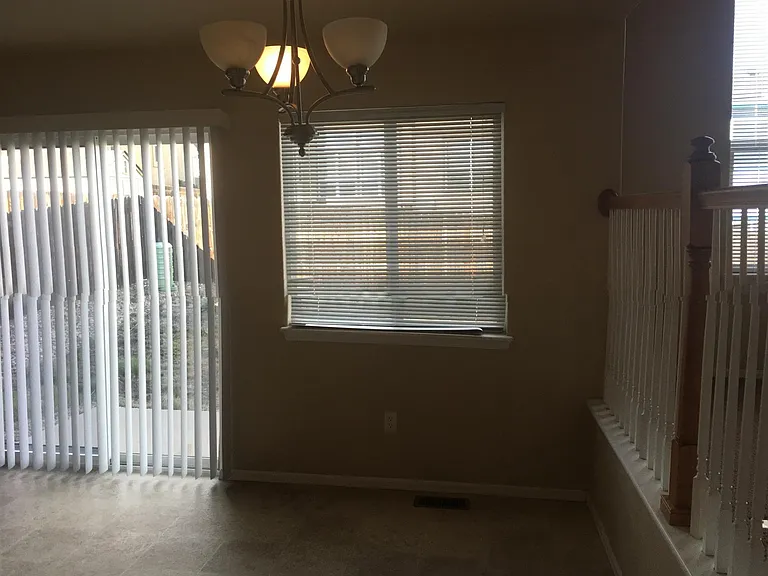 7628 Canyon Oak Dr — Photo 4