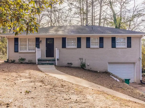 4083 Thetford Ct, Decatur, GA 30035