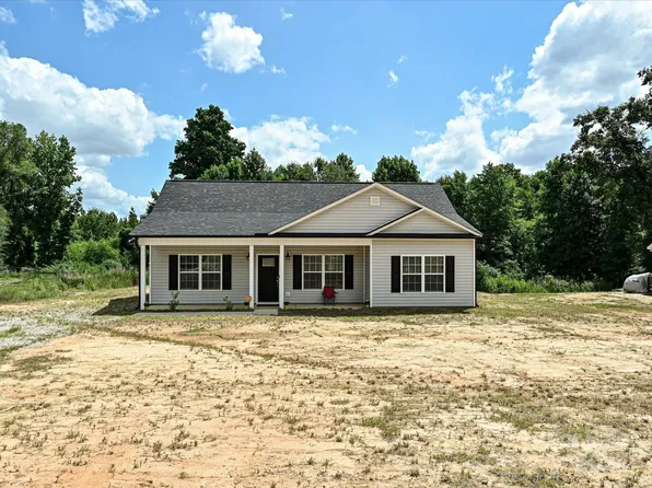 5934 White Plains Church Rd, Pageland, SC 29728