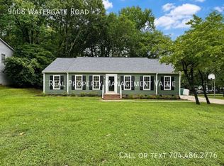 9608 Watergate Rd, Charlotte, NC 28270