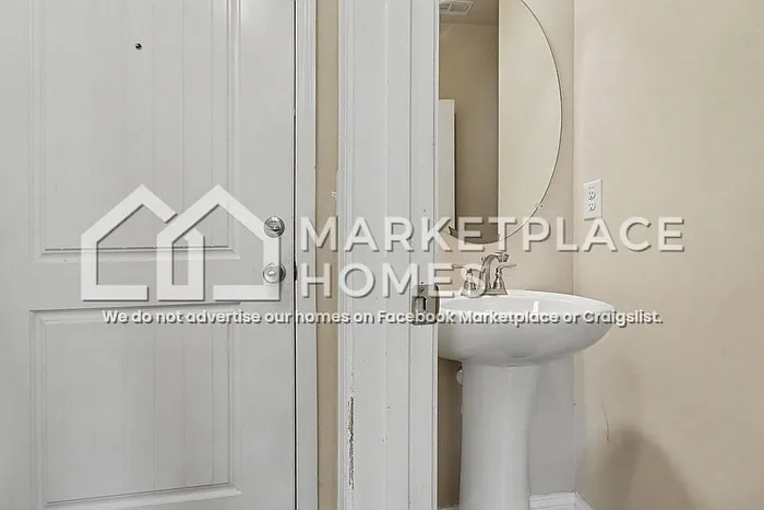 6121 Hickory Lane Dr — Photo 9