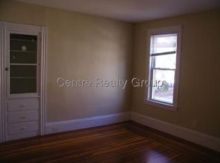 17 Hewlett St, Roslindale, MA 02131