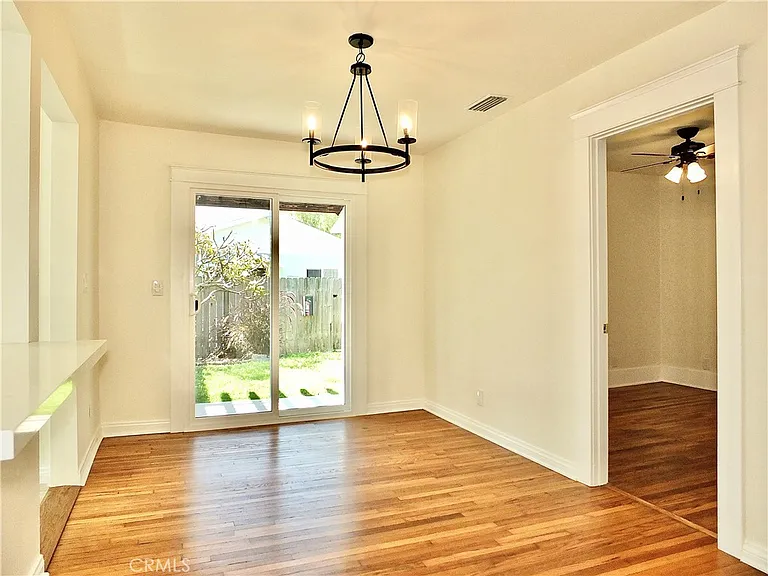 4036 E Vermont St — Photo 10