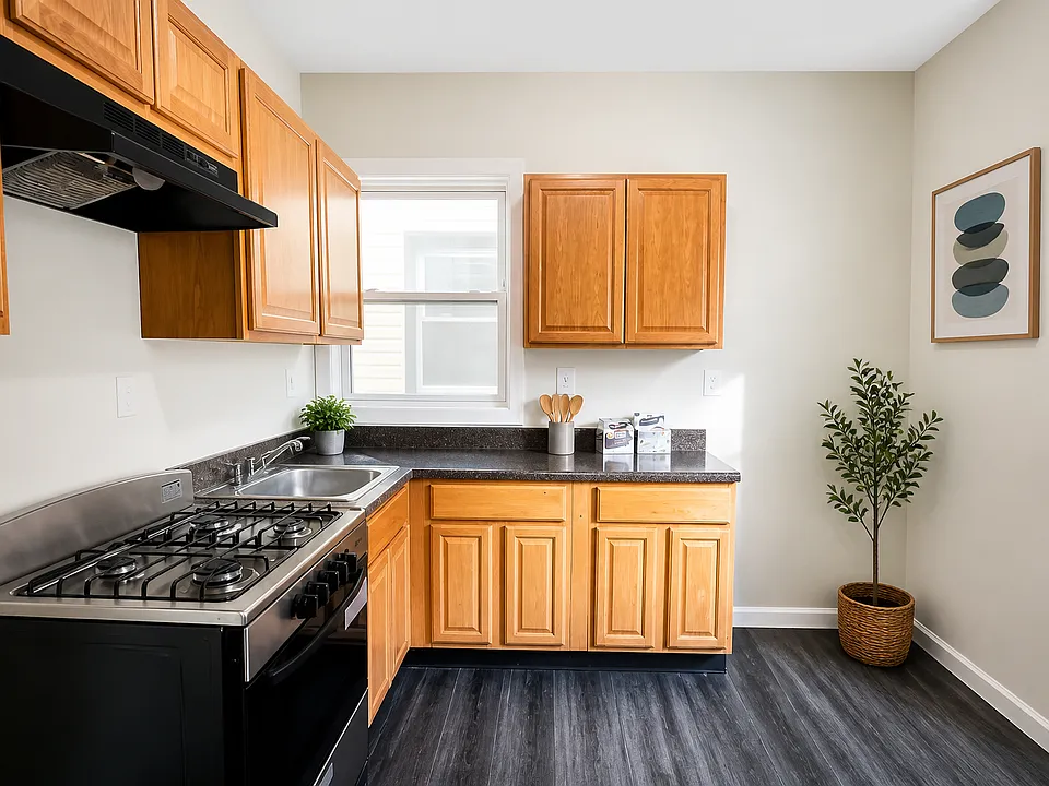 247 Amherst St #1LL