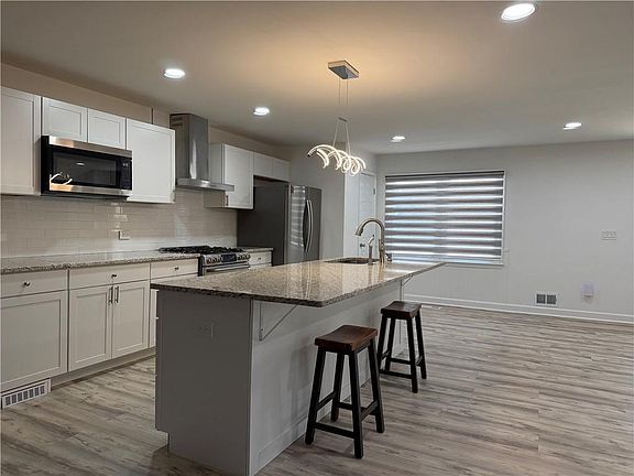 5th image of 1667 Lake Louella Rd