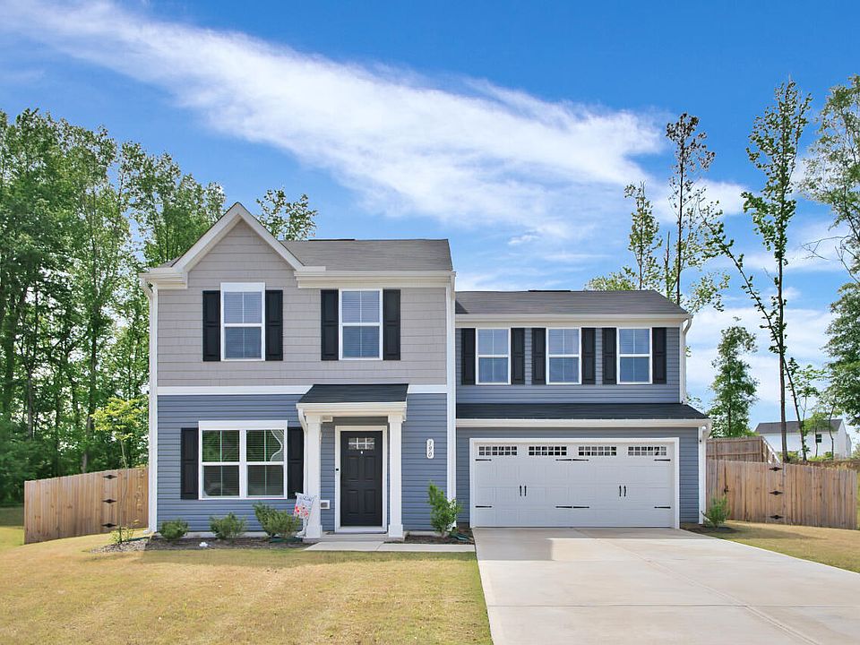 1st image of 390 Hunting Wood Dr
