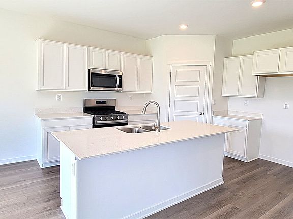 7th image of this home