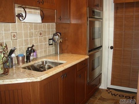 5th image of 520 Hemlock Dr