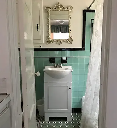 Studio, 400 sqft, $1,400 — Photo 2