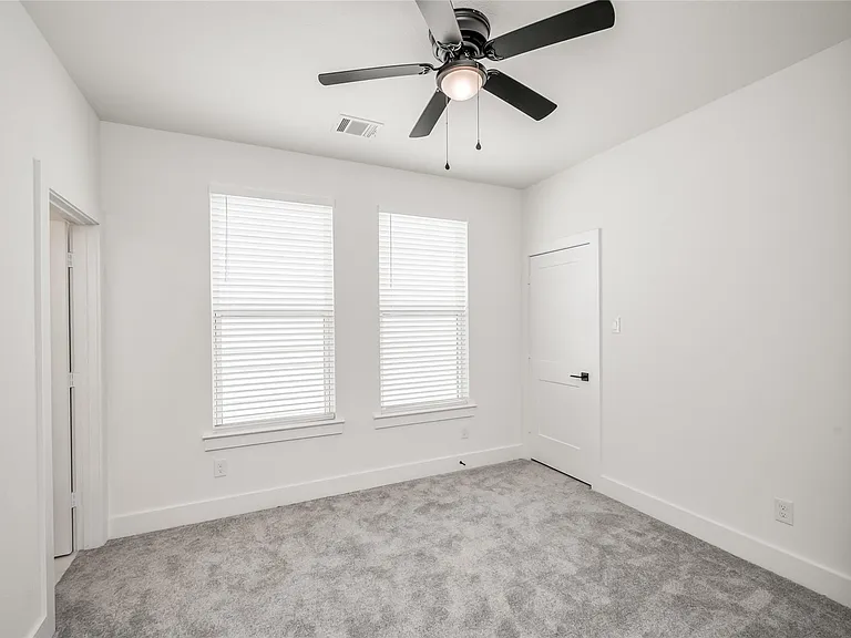 1216 McNeil St — Photo 16