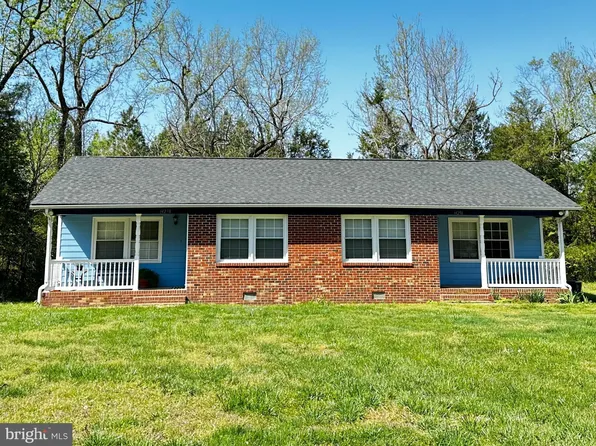 14298 Springfield Ln, King George, VA 22485