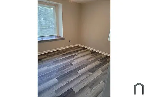 12 Courtland Dr Photo 1