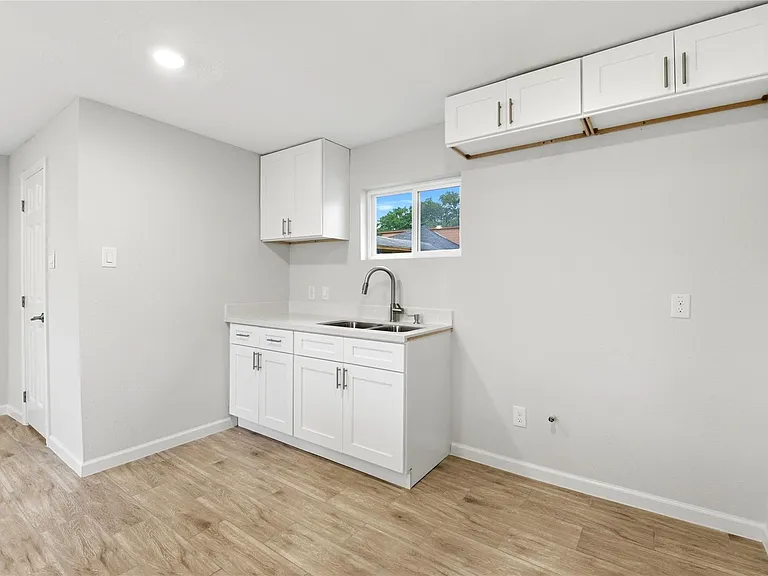 7010 Brownsville St #1/2 — Photo 11