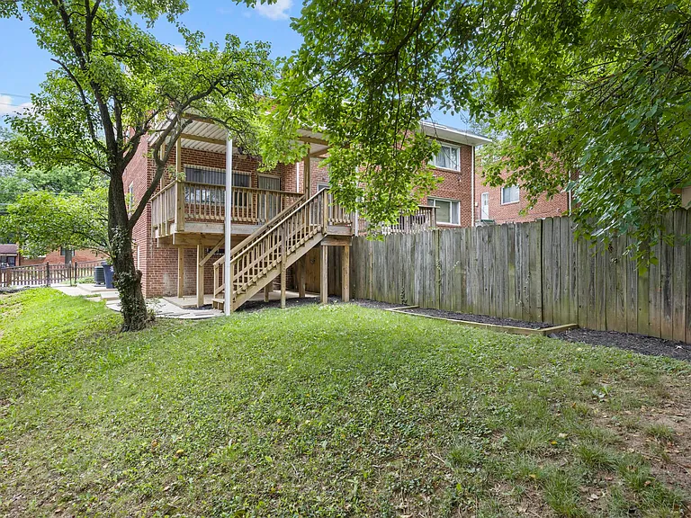716 Audrey Ln — Photo 48