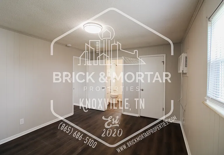 500 Farragut Ave #4 — Photo 10