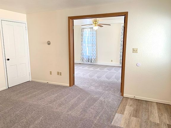 4th image of 259 S Prospect St