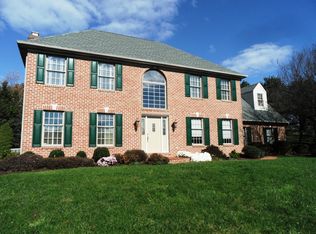 5600 Pinehurst Way, Mechanicsburg, PA 17050