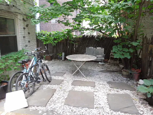 Rented by Fleet Realty | media 10