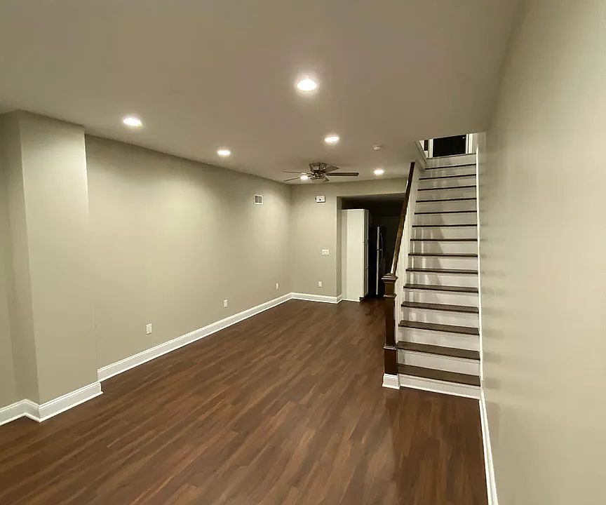 1st image of 2044 Mercy St