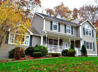 242 Turkey Roost Rd, Monroe, CT 06468