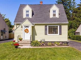 88 Winfield Rd, Rochester, NY 14622